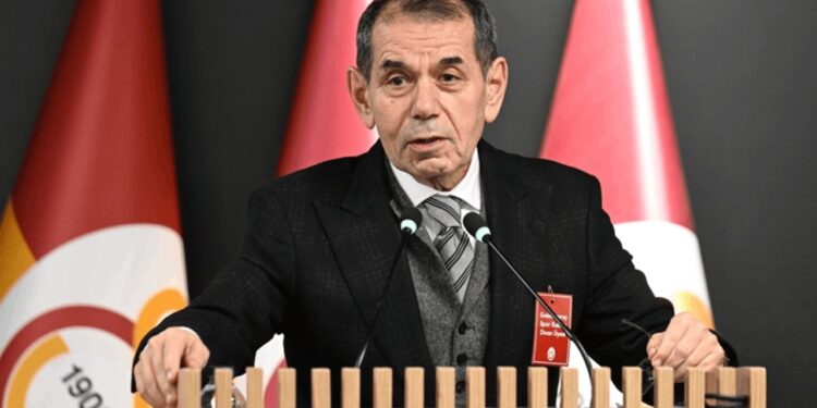 Galatasaray Başkanı Dursun Özbek'ten Fenerbahçe'ye Ağır Sözler: 'Ülke Futbolu Sizden Çok Sıkıldı'