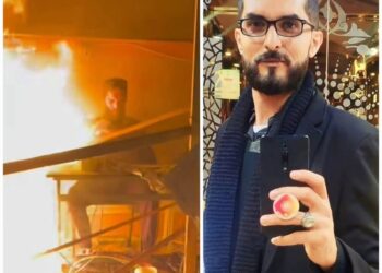 Gazeteci çadırda diri diri yandı