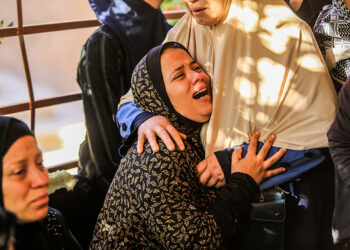 Gazze’de İsrail ablukasıyla yardımlar tükendi, ölü sayısı 52 bin 365 oldu