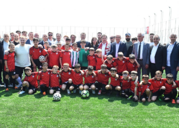 Gündoğdu Futbol Sahası Hizmete Açıldı