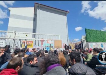 Hacı Ömer Tarman Anadolu Lisesi'nde yapılan eylemde "polisin kamera kaydı alıp, ailelere ulaştığı" iddiası