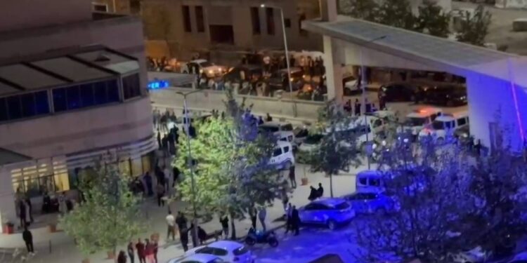 'Halay Başı' Kavgasında Kan Aktı: 1'i Ağır 5 Yaralı