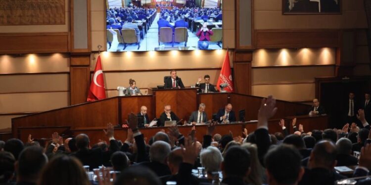 İBB Meclisi'nden taksi ihalesi yapılmasına onay