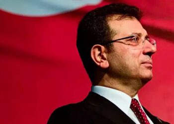 İmamoğlu'ndan "boykot" çağrısı: Medya ve iş dünyası için seçim yapma vakti gelmiştir!
