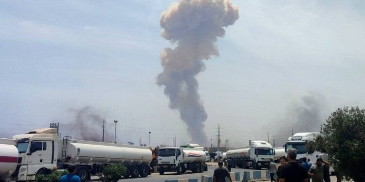 İran'daki Patlamada Acı Bilanço Yükseldi