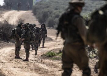 İsrail Askeri Kendi Koydukları Mayına Basarak Ağır Yaralandı