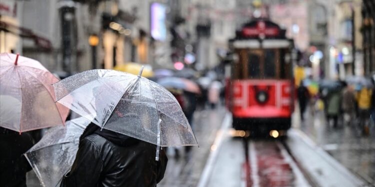 İstanbul Valiliği Tarih Verdi: Kar ve Sağanak Geliyor