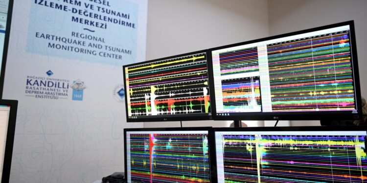 İstanbul'da 12 ilçe, tsunami tehlikesiyle karşı karşıya