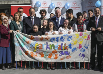 İstanbul'da "Masa Tenisi Otizm Farkındalık Turnuvası" düzenlendi
