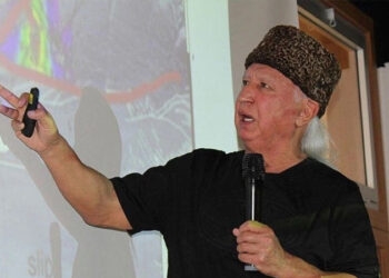 İstanbul'daki son depremi bilen Şener Üşümezsoy iki yeri işaret etti