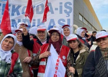 İzmir’de tütün grevleri sona erdi, 3 fabrikada TİS imzalandı!