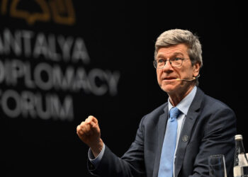 Jeffrey Sachs: Suriye savaşı ABD'nin gizli planıydı