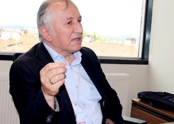 Karar yazarı: 'İktidar Müslümanları', sanki başka bir dine inanıyorlar gibi…