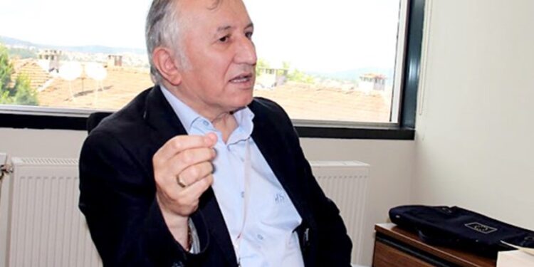 Karar yazarı: 'İktidar Müslümanları', sanki başka bir dine inanıyorlar gibi…