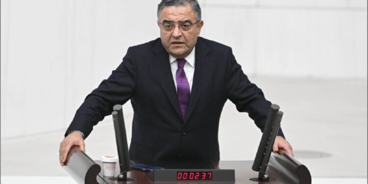 Kronik kalp ve böbrek hastası Esila Ayık neden tutuklandı?