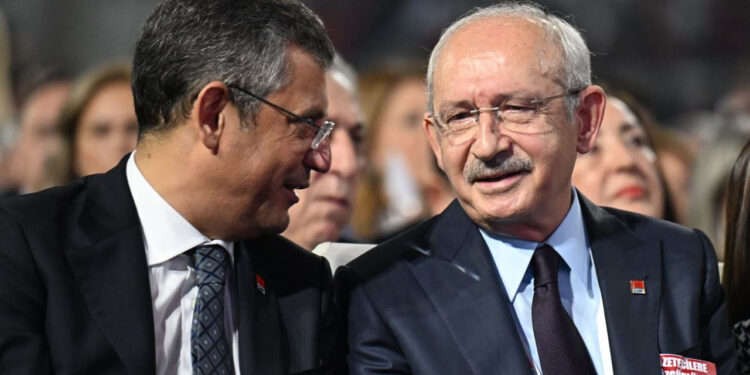 Mahkemeden CHP kurultaylarına ilişkin yeni adım