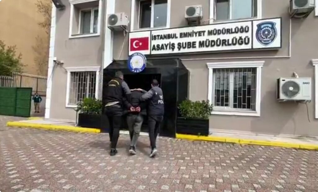 Mattia Ahmet Minguzzi'nin mezarını tahrip eden kişi yakalandı