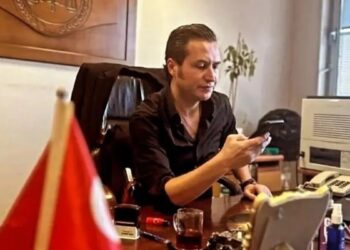O savcının 93 model arabası olay oldu