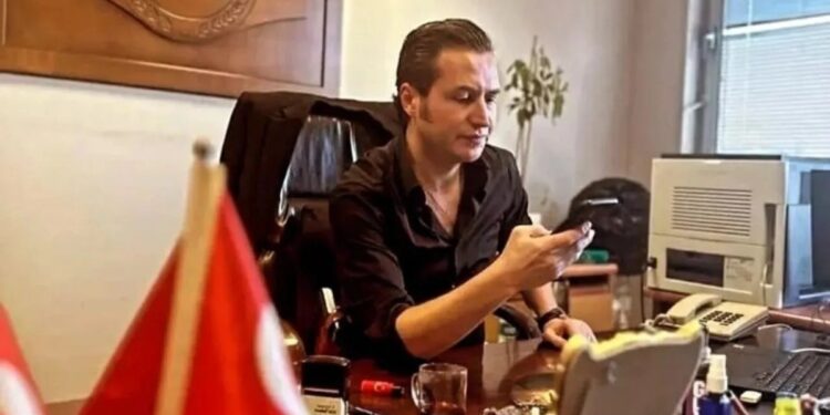 O savcının 93 model arabası olay oldu