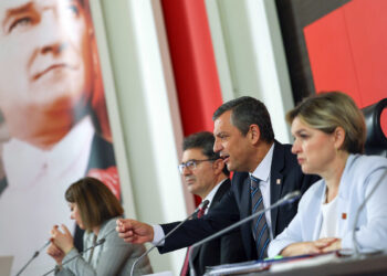 Özgür Özel: İmamoğlu’nu Silivri’de tutarlarsa…