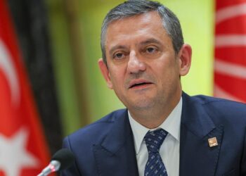 Özgür Özel’den Paskalya Bayramı Mesajı