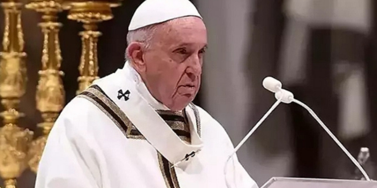 Papa'nın iyileşme süreci devam ediyor