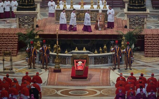 Papa’ya veda: 55 devlet başkanı tören için Vatikan’da