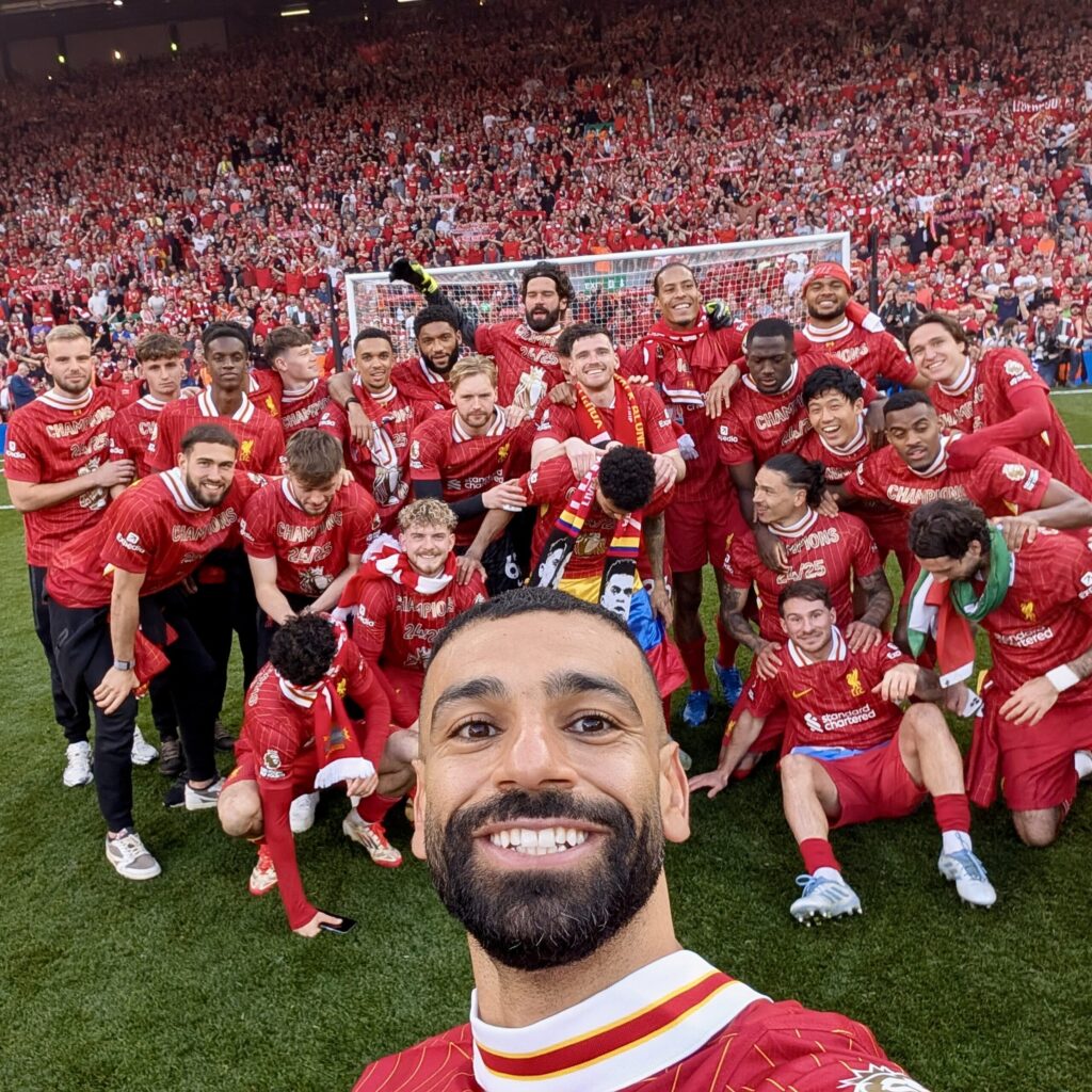 Premier Lig’de şampiyon Liverpool oldu: Muhammed Salah rekoru resmen kırdı