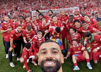 Premier Lig’de şampiyon Liverpool oldu: Muhammed Salah rekoru resmen kırdı