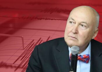 Prof. Dr. Ahmet Ercan, bütün gece fayları izledi, sabah paylaşım yaptı: İstanbulluları rahatlatan açıklama