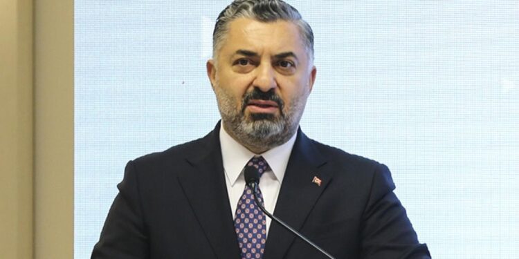 RTÜK Başkanı Ebubekir Şahin'den Derbi Tepkisi: 'Reytingler Düştü' İddiaları Dezenformasyon İçerikli