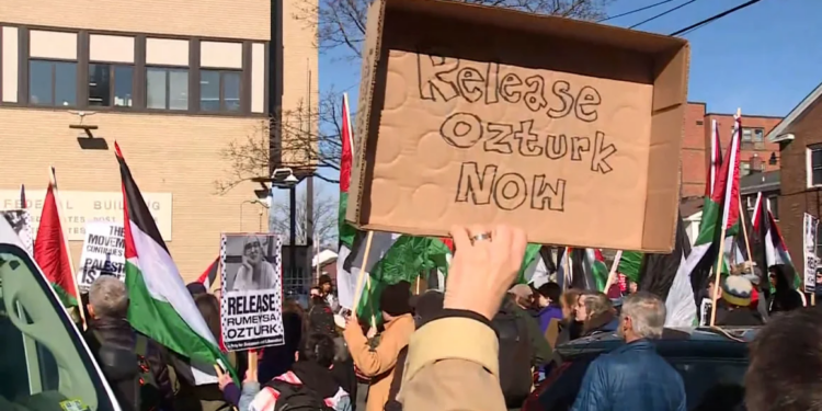 Rümeysa Öztürk hakim karşısında. Hakim, savcıya kızdı: “Ya haklıysa?”