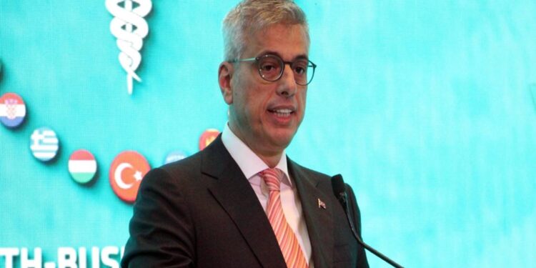 Sağlık turizmi gelir hedefimiz 20 milyar dolar