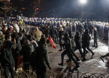 Saraçhane protestolarında tutuklanan öğrenci sayısı 299'a düştü