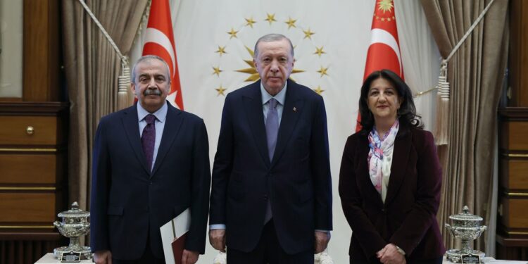 Saray'da bir araya geldiler: "Daha hızlı ve nitelikli adımlar atılacak"