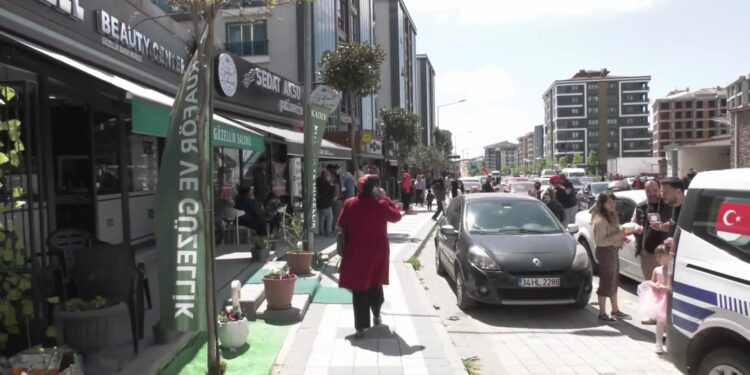 Silivri'de deprem uyarısı: Toplanma alanlarına gidin