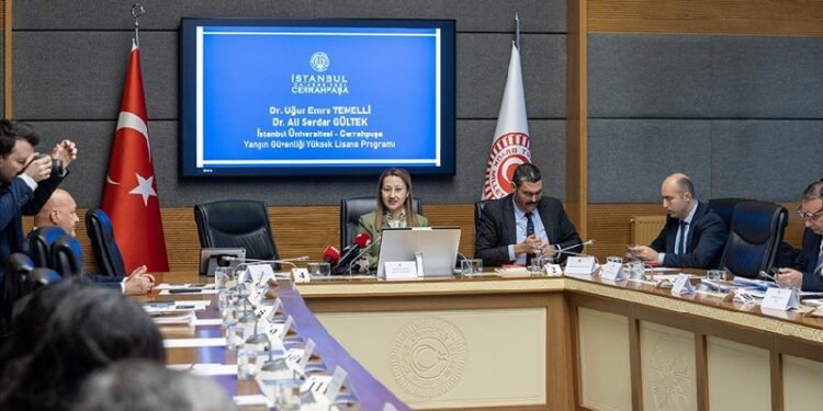 TBMM Kartalkaya Kayak Merkezi'ndeki Otel Yangınını Araştırma Komisyonu, itfaiyecileri dinledi