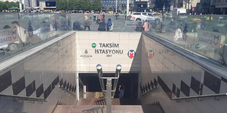 Taksim metro istasyonu ile Taksim-Kabataş füniküler hattı kapatılacak