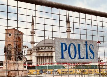 Taksim'de hakkımızı, emeğimizi, özgürlüğümüzü savunmaya gidiyoruz!