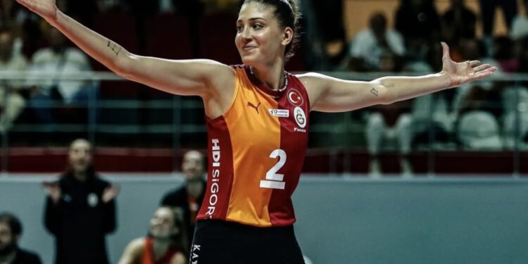 Taraftarından Galatasaray'a 'İlkin Aydın' Tepkisi! Sosyal Medya O Paylaşım Sonrası Ayağa Kalktı