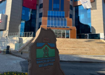 Tepsiye, matineye, sandviçe milyonlar; Bahçelievler Belediyesi'nin harcama raporu ortaya çıktı