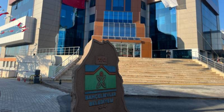 Tepsiye, matineye, sandviçe milyonlar; Bahçelievler Belediyesi'nin harcama raporu ortaya çıktı