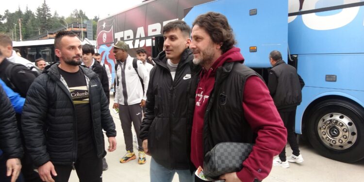 Trabzonspor, Fenerbahçe Maçı İçin Yola Çıktı
