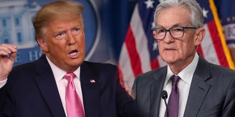 Trump Yine Fed Başkanı'nı Hedef Aldı: 'Bay Çok Geç Kalan, Büyük Bir Ezik!'