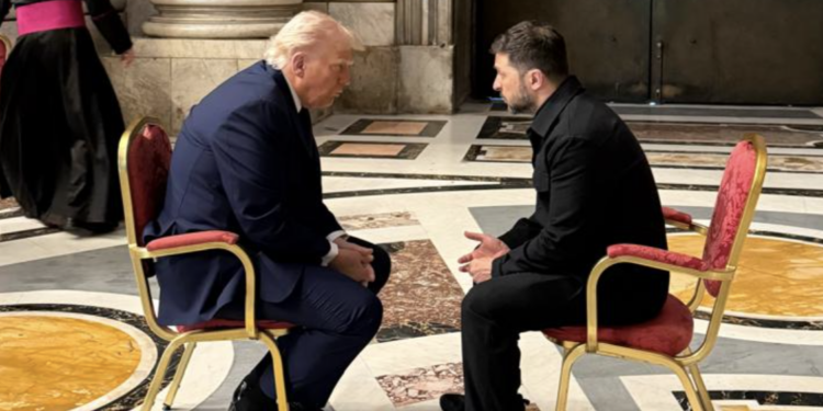 Trump’ın Vatikan aydınlanması. Zelensky ile görüştü, Putin’i eleştirdi: “Belki de savaşı durdurmak istemiyordur”