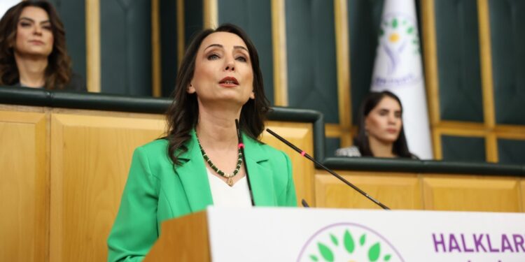 Tülay Hatimoğulları: Felaket kapıda, önlem alınmıyor