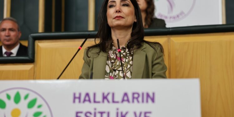 Tülay Hatimoğulları: İktidar çağrının gereğin yapmadıkça demokratikleşme olmaz   YENİLENDİ