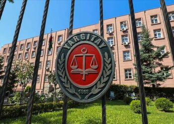 Üniversitenin 'diploma iptal' kararı yargıdan döndü