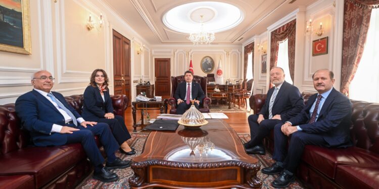 Yeni yargı paketi: 'Örgüt adına suç işleme' maddesi düzenlenecek