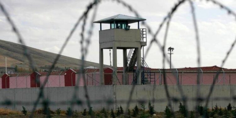 12 yıl ceza alan bir hükümlü yaklaşık 9 ay cezaevinde yattıktan sonra tahliye olabilecek